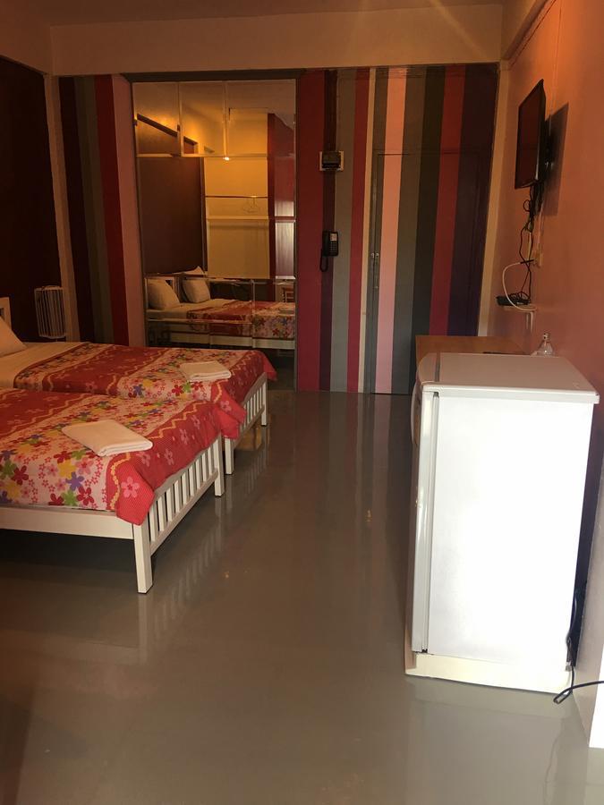Buorana Vandrerhjem Chonburi Eksteriør bilde